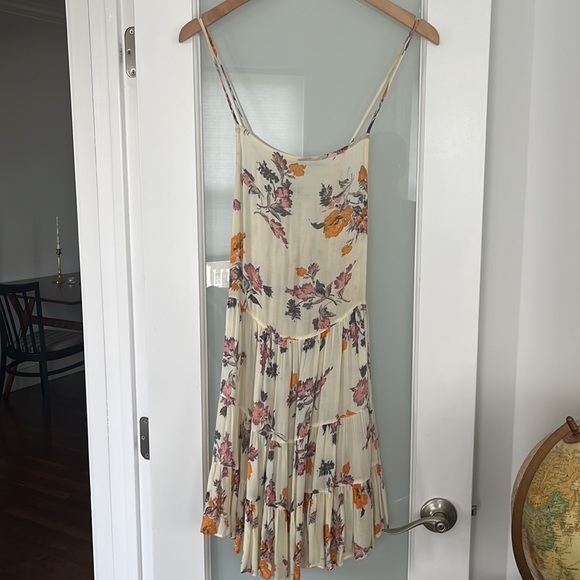 Free People Circle of Flowers Dress - Picture 4 of 7